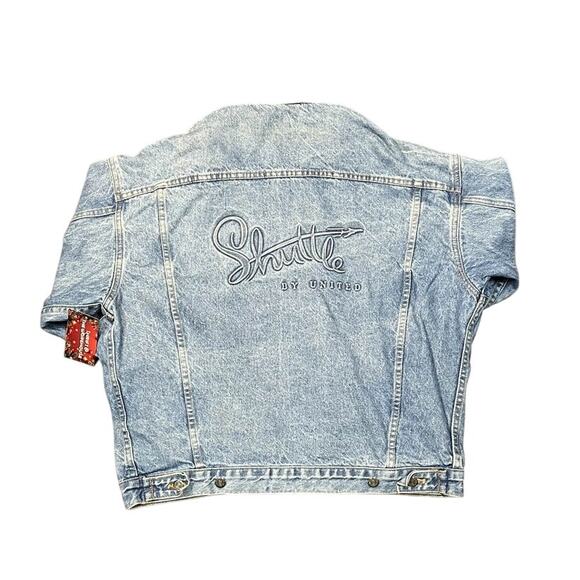 Shuttle Untied Denim Button-up - Picture 3 of 3